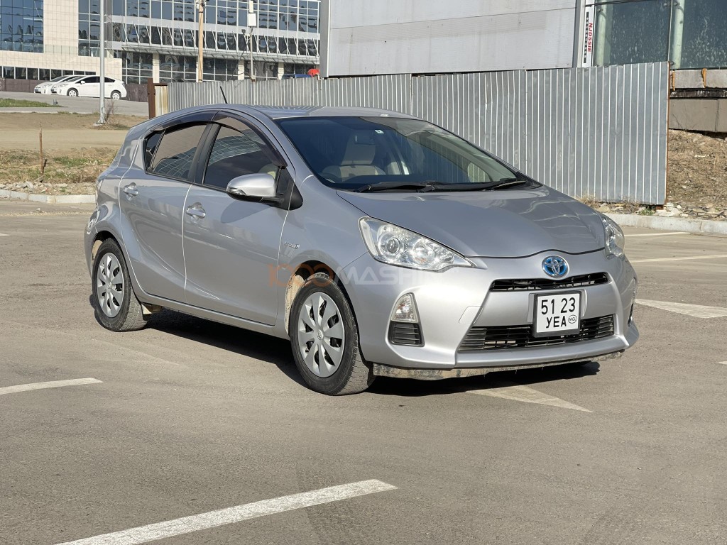 TOYOTA AQUA, Суудлын, 2014 автомашин зарна, худалдана, automashin zarna,  hudaldana, avtomashin zarna